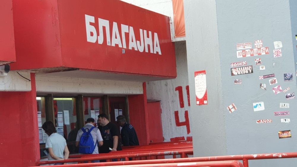 Zvezdaši ovim gestom odgovorili na polemiku o ceni ulaznica (FOTO)