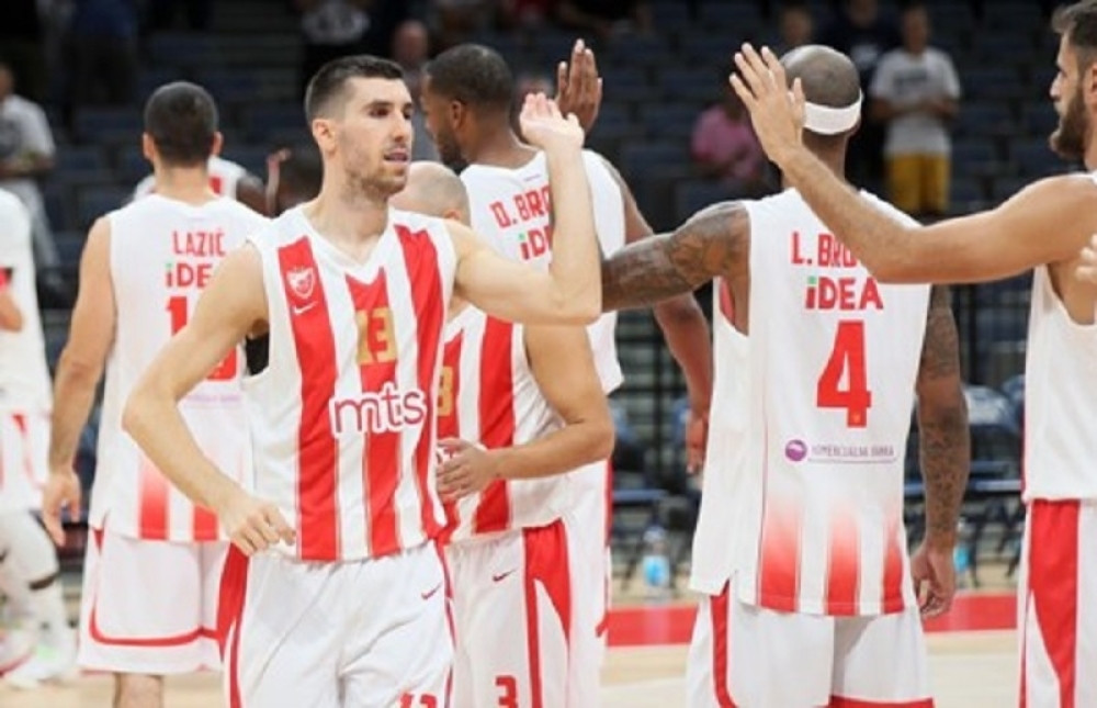 Zvezda otputovala u Atinu u okvriu pripremnih utakmica, Tomić ostavio tri igrača u Beogradu!