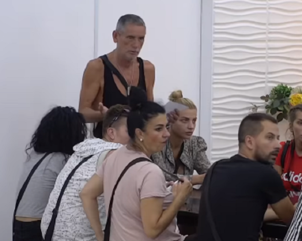 Stiglo pismo od Velikog šefa! Zadrugari ostali zaprepašćeni kada su čuli šta je u pitanju!