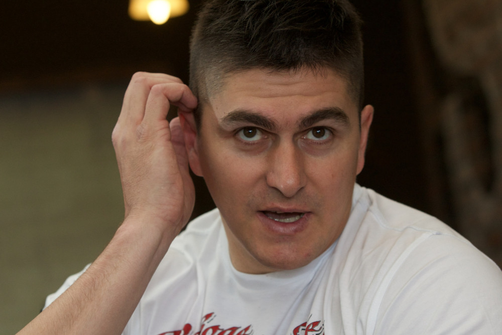 Darko Miličić imao NBA zvezdu na svadbi - slika sa čuturicom je pravi hit na društvenim rmežama (FOTO)