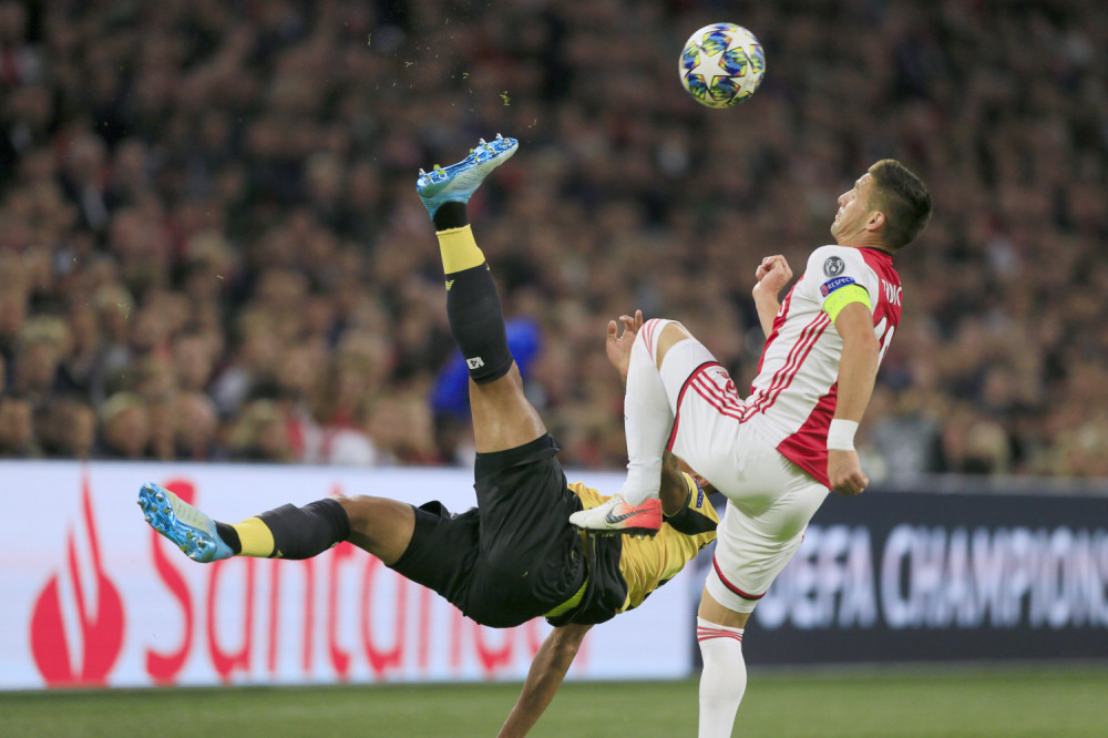 Tadiću šta to radiš! Neobičan učinak našeg reprezentativca šamar i poljubac! (FOTO/VIDEO)