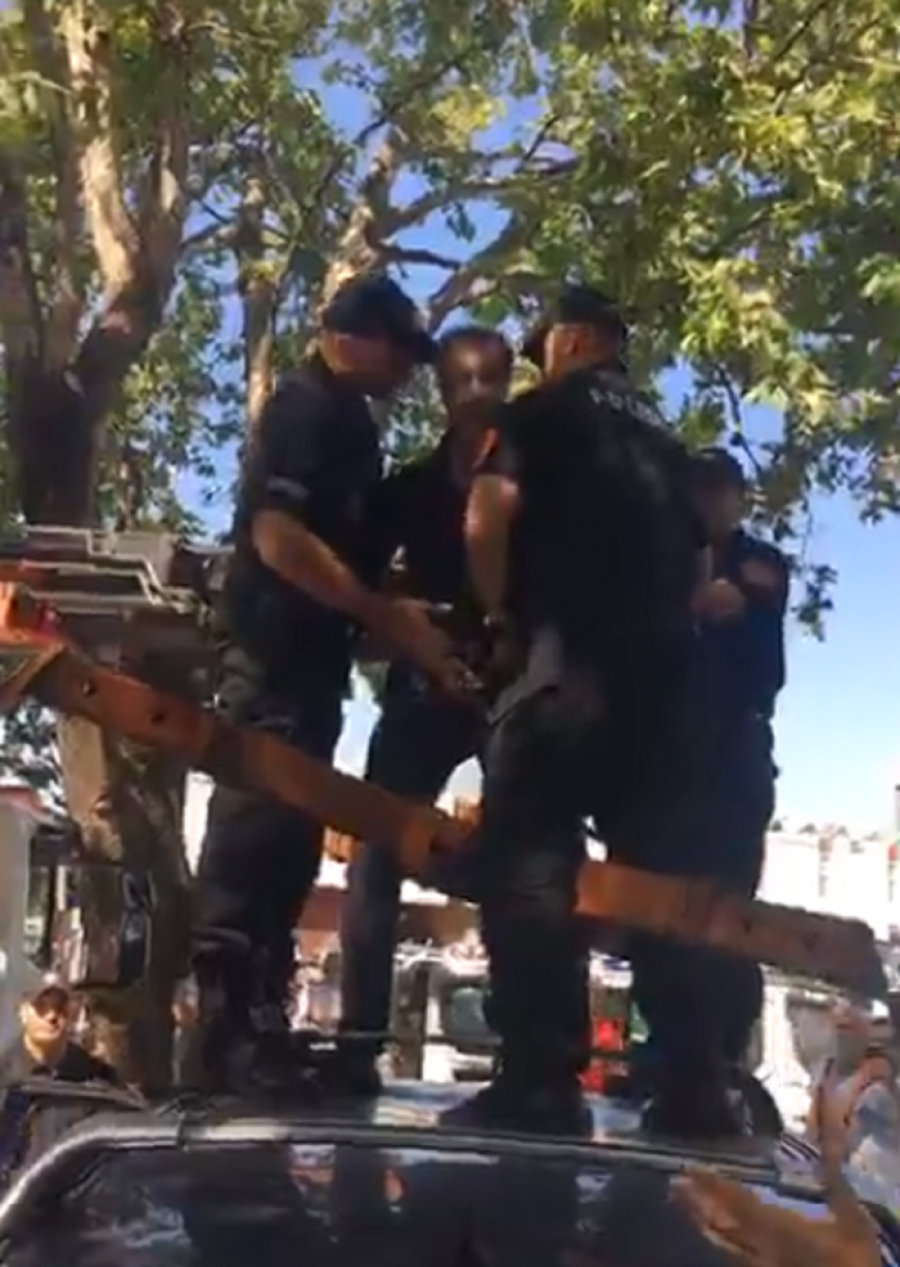 Uhapšen Marko Milačić! (VIDEO)