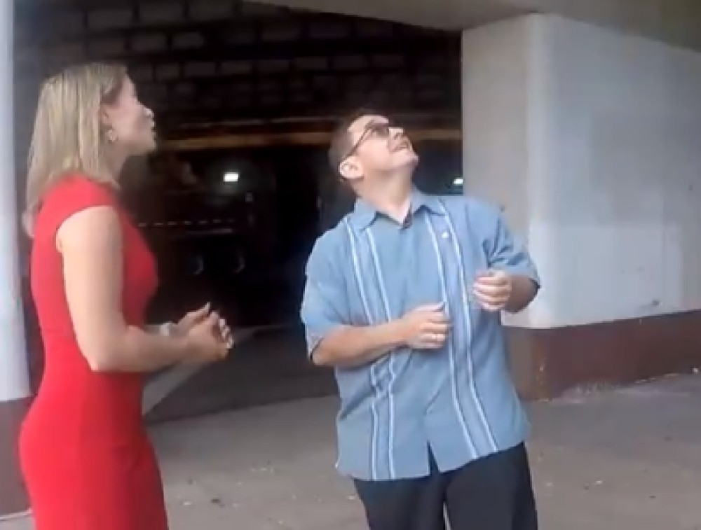 Svuda je njihov izmet! Ono što se dogodilo tokom intervjua ne bi uspelo ni u skrivenoj kameri (VIDEO)