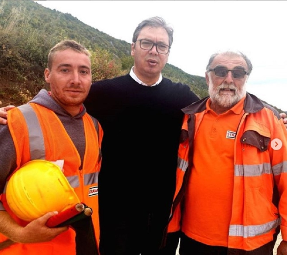 Predsednik Vučić u nenajavljenoj poseti, obišao radove na putu Knjaževac - Kalna