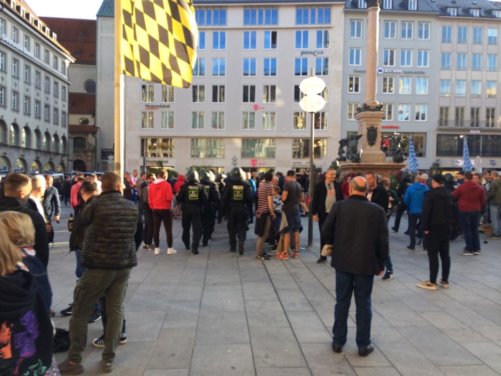 Usred održavanja gej parade u Minhenu pojavili se navijači Zvezde