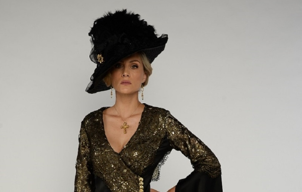 Jelena Gavrilović donosi duh carske Rusije u seriju "Crveni mesec"!