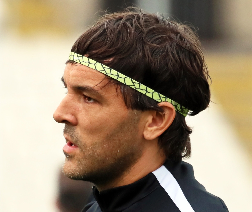 Svi pričaju o majici u kojoj se Vladimir Stojković pojavio posle Mančestera (FOTO)