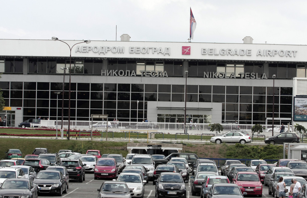 Manji sudar na aerodromu Nikola Tesla!