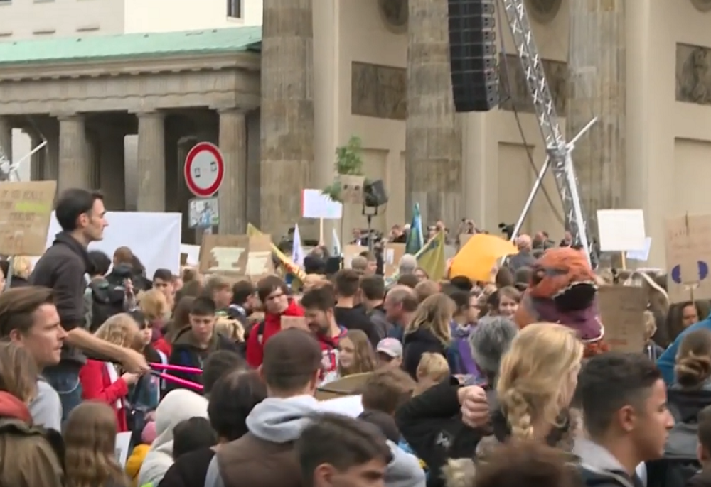 Katastrofa na pomolu! Dosta im je ćutanja i čekanja! Krenuli su! (VIDEO)