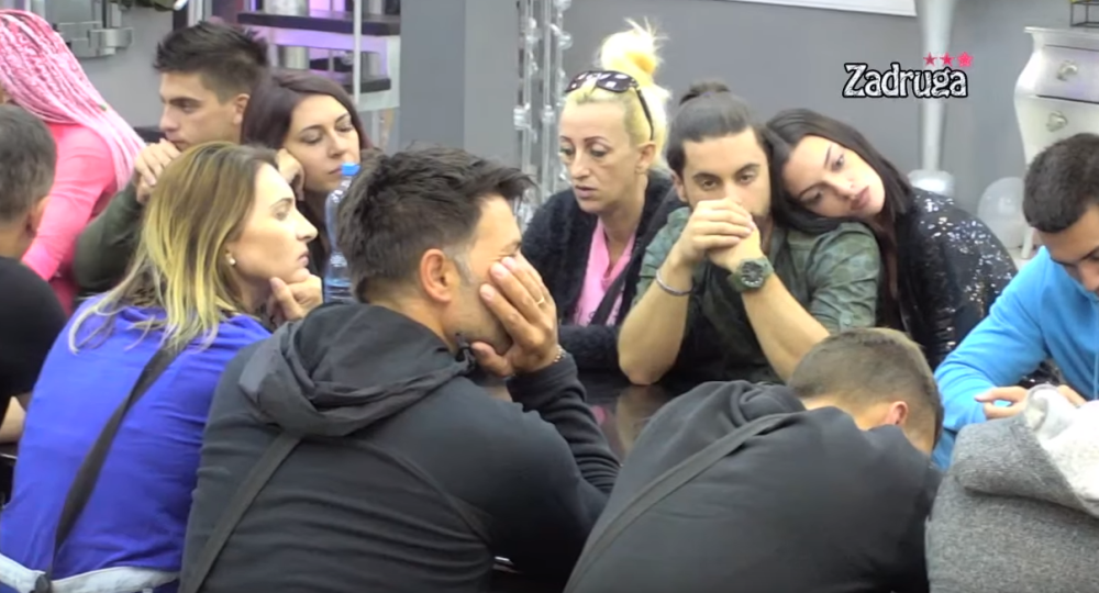 Jedna od njih dve napušta Zadrugu! Rešeno je (FOTO)