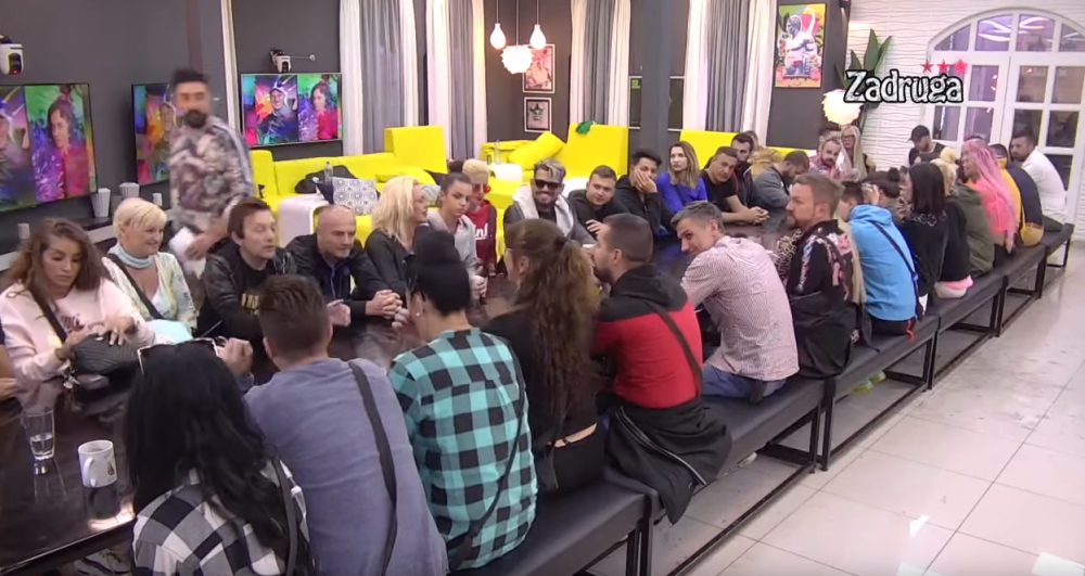 Zadrugara u ovakvom izdanju još niste videli: Isplivala nikad viđena fotka "Apolona sa Zvezdare"! (FOTO/VIDEO)