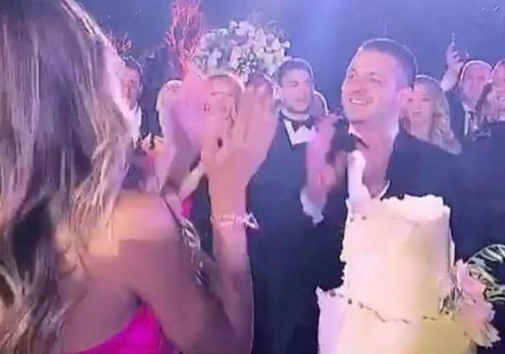 Zbog ove pesme su linčovali Vladu, a Milov predsednik divljao ko manit! (VIDEO)