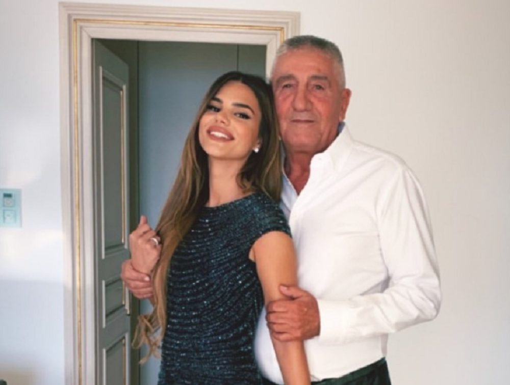 Snajka Brana Mićunovića napravila pometnju kod Đukanovića na svadbi! Pevačici pred svima uradila neočekivano!