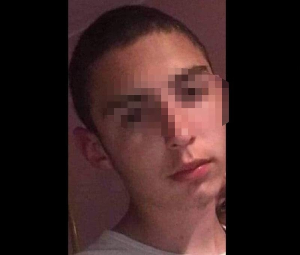 Tri rođena brata i njihov brat od strica batinama usmrtili svog vršnjaka u Novom Kneževcu! Na telu pronađeni ključni detalji!