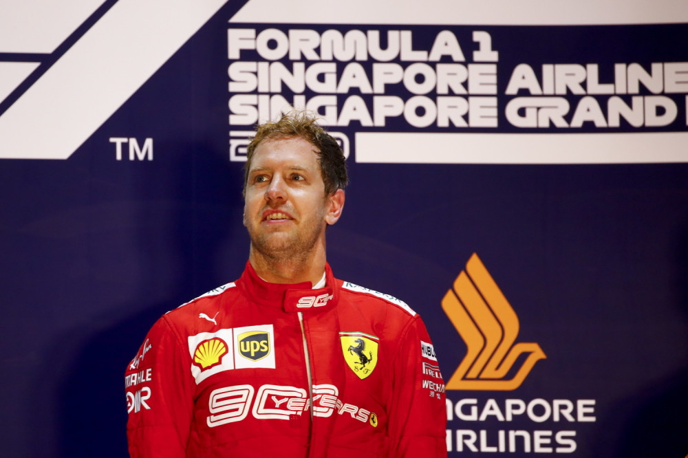 Fetel "probio led"! Maestralno vozio u Singapuru i zasluženo slavio!