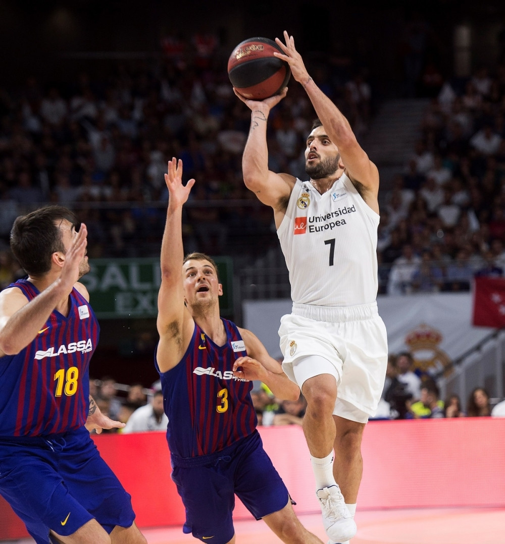 Real očitao lekciju Pešićevoj Barseloni za trofej Superkupa Španije! (VIDEO)