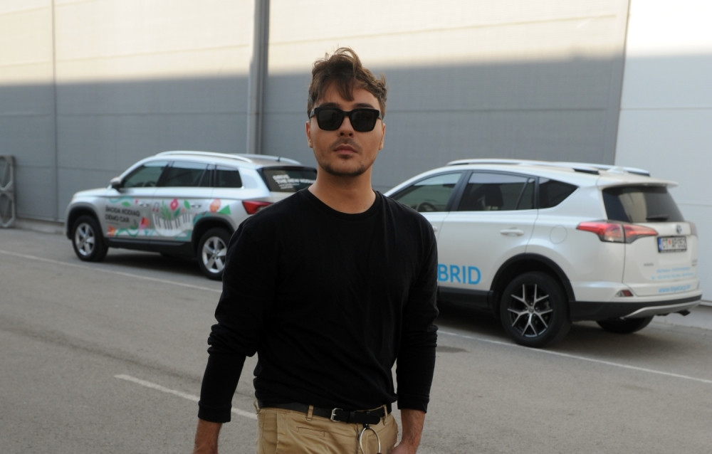 Policija jurila Milana Stankovića po gradu, a nakon što su zaustavili pevača testirali ga na drogu, evo i rezultata! (FOTO/VIDEO)