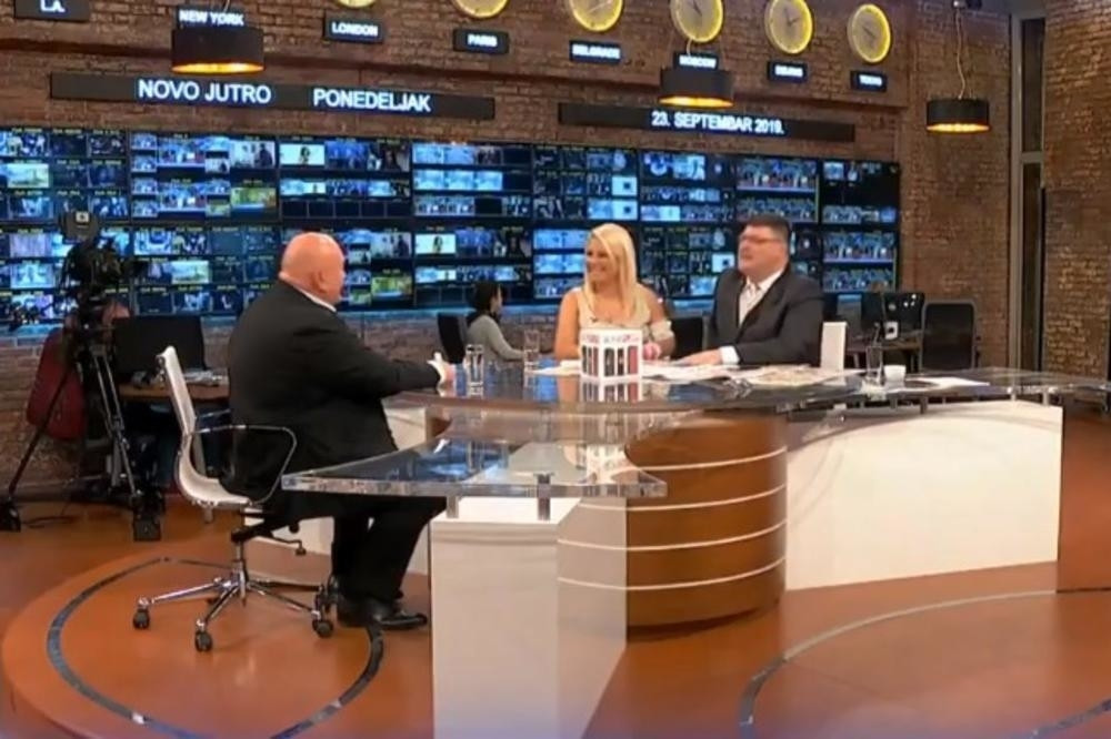 Palma krenuo da priča o Ani Brnabić i njenoj partnerki. Zbog onoga što je rekao, Sarapa morao da zove režiju!