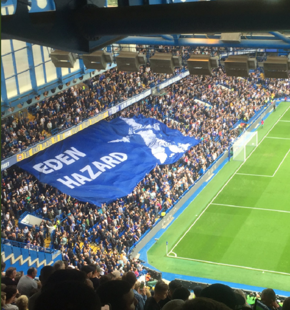 "Ispala" navijača Čelsija o kojoj BRUJI cela Engleska, KRIV je Azar! (FOTO)