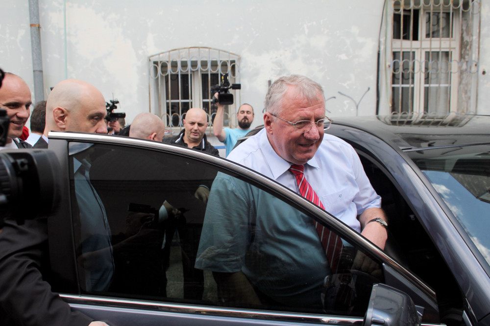 Zna ime novog premijera Srbije! Sa 36.000 dinara kupiće 1.7 miliona građana!