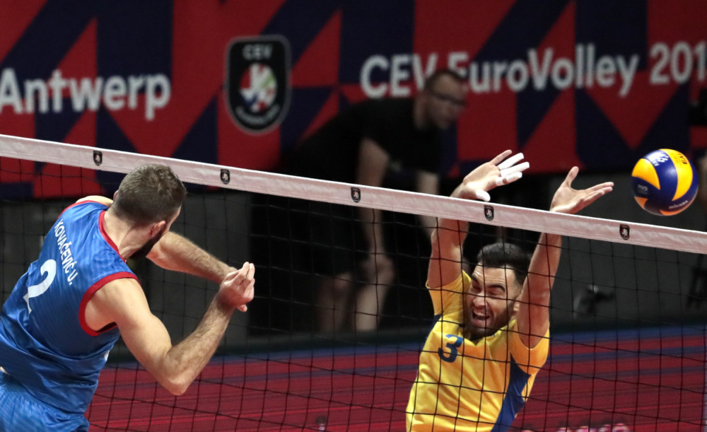 Prvi stao pred novinare i otkrio šta Srbiju čeka u Parizu