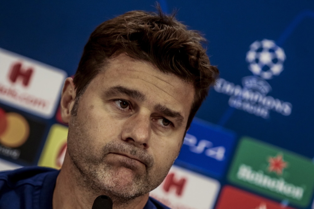 Poketino na klupi "Orlova"