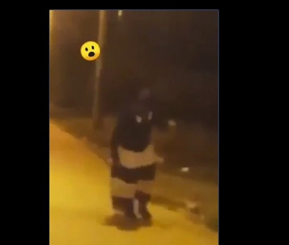 Žena koja noću igra u narodnoj nošnji, izvadila nož! Desilo se ono čega smo se plašili! (VIDEO)