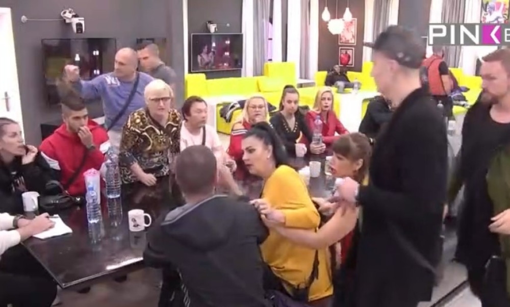 Pogledajte šta se dogodilo posle sinoćnjeg pesničenja u Zadruzi! Ovo niko nije primetio!