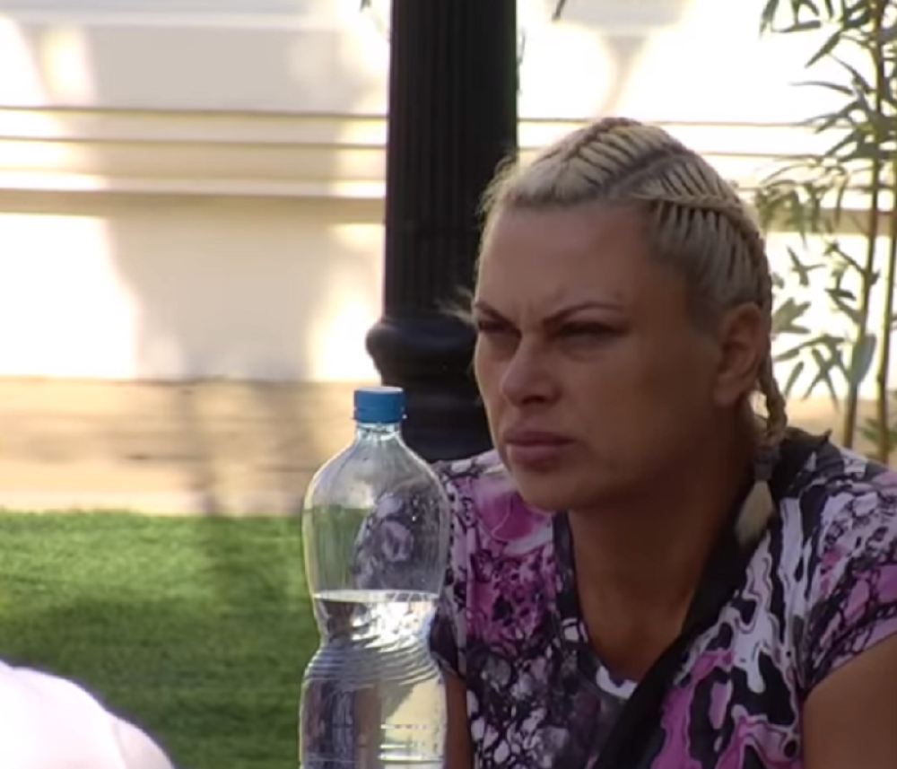 Marija Kulić ušla u Zadrugu pa se prvo obračunala sa ovom Zadrugarkom: Urnisala je! (VIDEO)