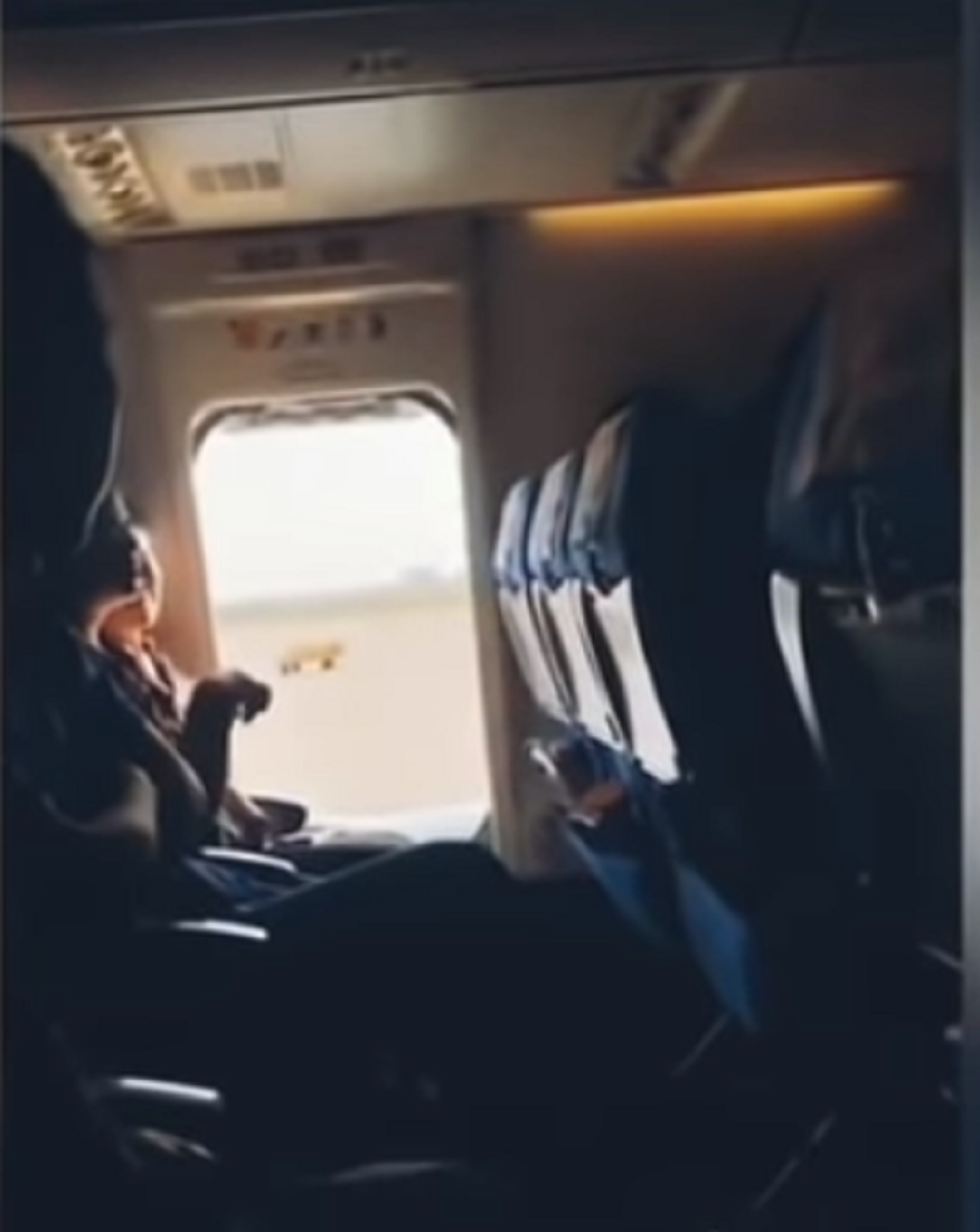 Odmah okrenuli putnički avion dok je bio iznad Rumunije!