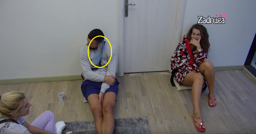 Mina Vrbaški gađala Tomovića u glavu! Nakon nervnog sloma sva je izbezumljena, više ne može da izdrži!