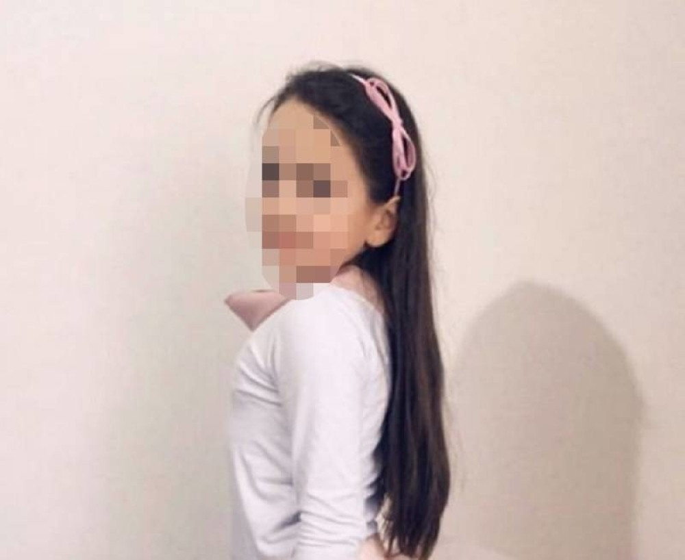 Otac objavio najtužniju vest, rodbina i prijatelji ne mogu da se oproste! Inđija u žalosti zbog smrti devojčice (10)