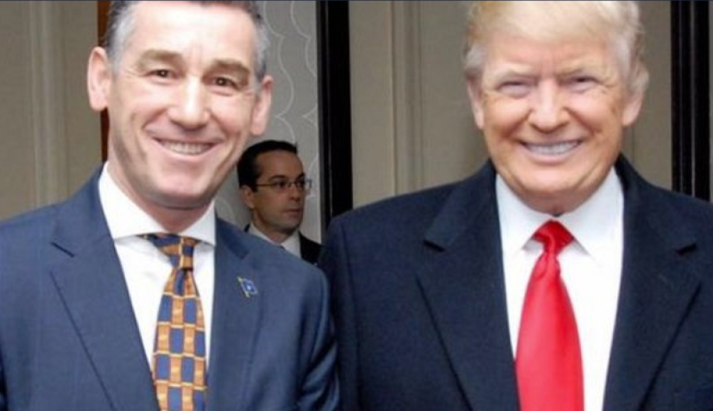 Veseljijev izborni plan trese Vašington, zbog onoga što mu visi na zgradi pune se novine u Americi!