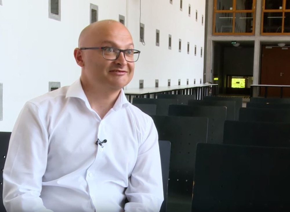 Trebalo je da Vučić spreči Amfilohijevu sahranu! (FOTO)