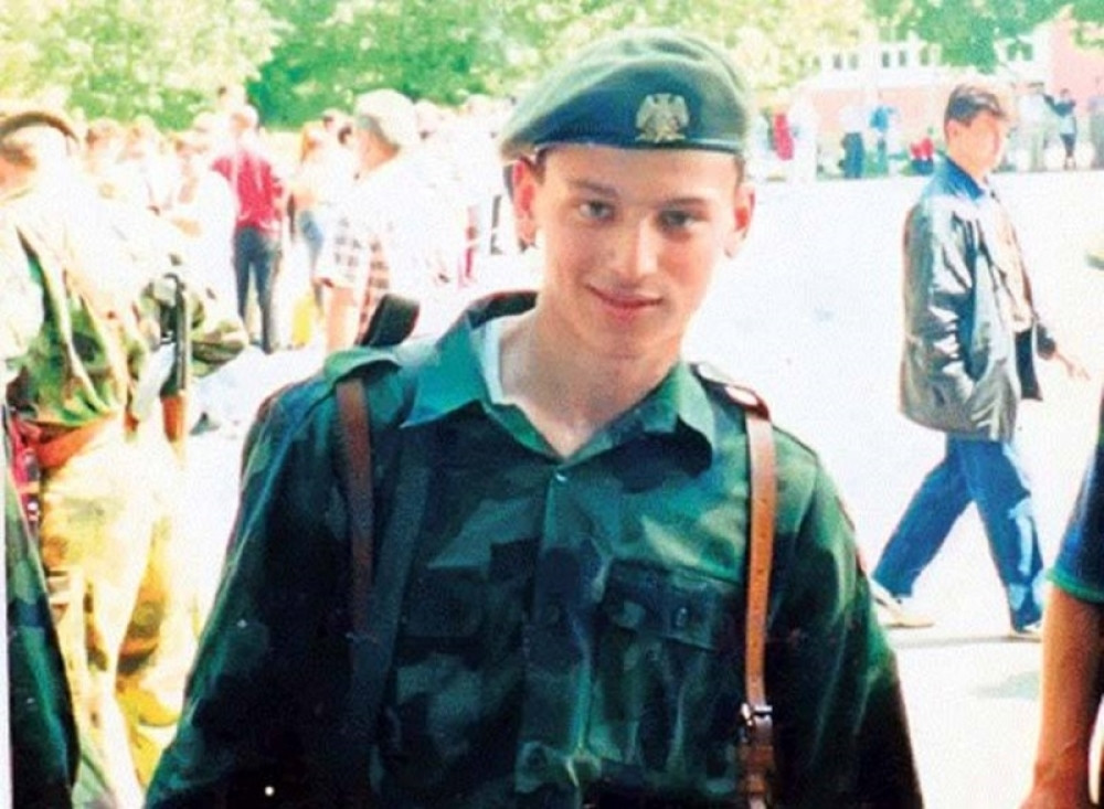 Vladimir (19) je iz školske klupe otišao na Košare i nikada se nije vratio! Majci je na rastanku rekao: Ne brini, ako se ne javim!