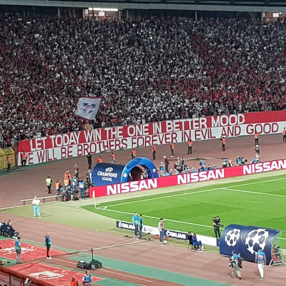 Ovaj papir su svi dobili na ulazu na stadion! Kada niko nije hteo, ONI su bili tu, sačuvajte OBRAZ! (FOTO)