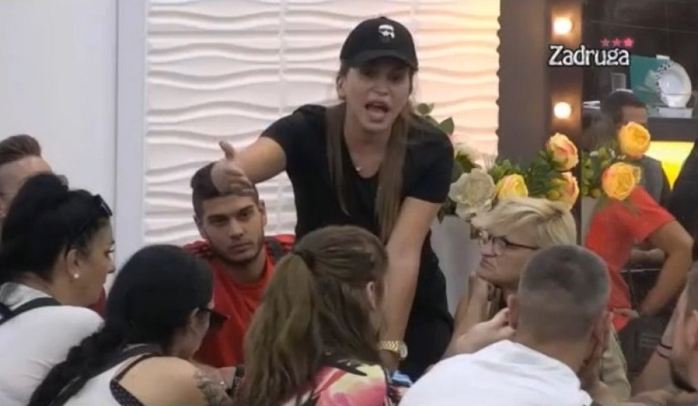 Dalila je ipak sačuvala poklon iz Bele kuće da je podseća na njega: Dejan će poludeti!!