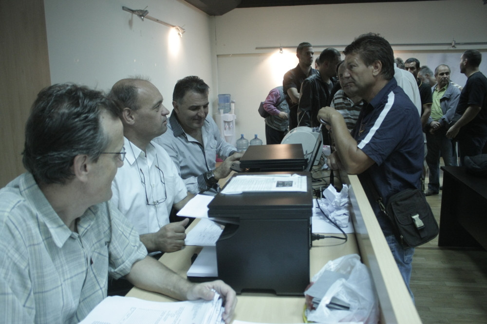 Svi su na udaru! Ako niste obavili svoju obavezu, bićete u ozbiljnoj nevolji!