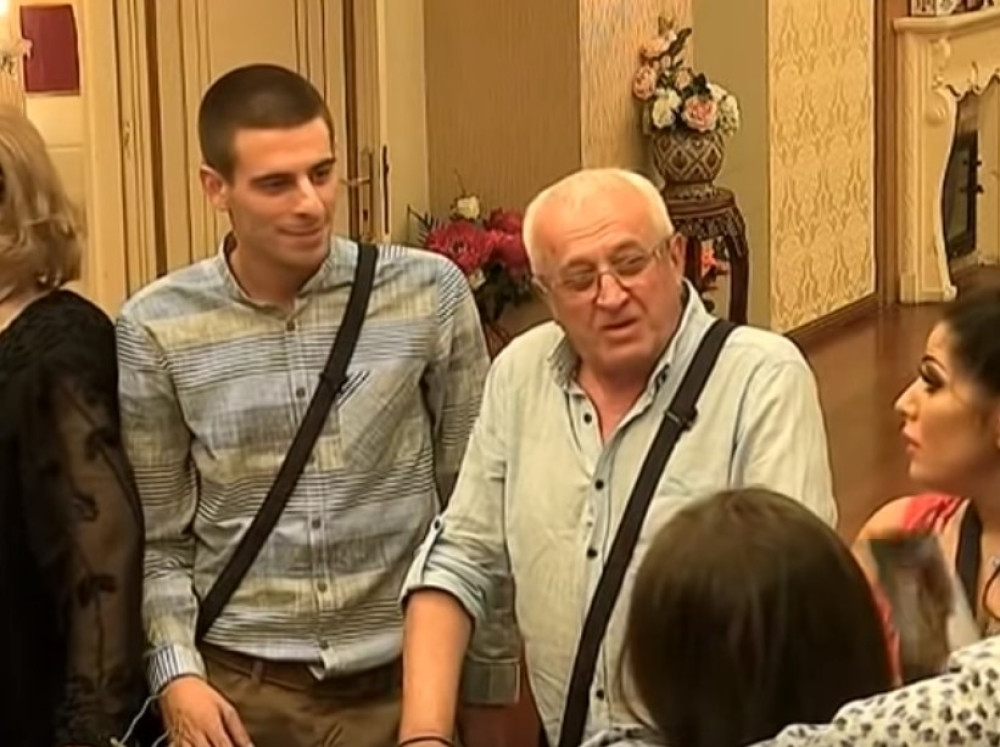 Unuk Ere Ojdanića otkrio užas o svom dedi! Tiče se devojke pevača, celo selo zgroženo!