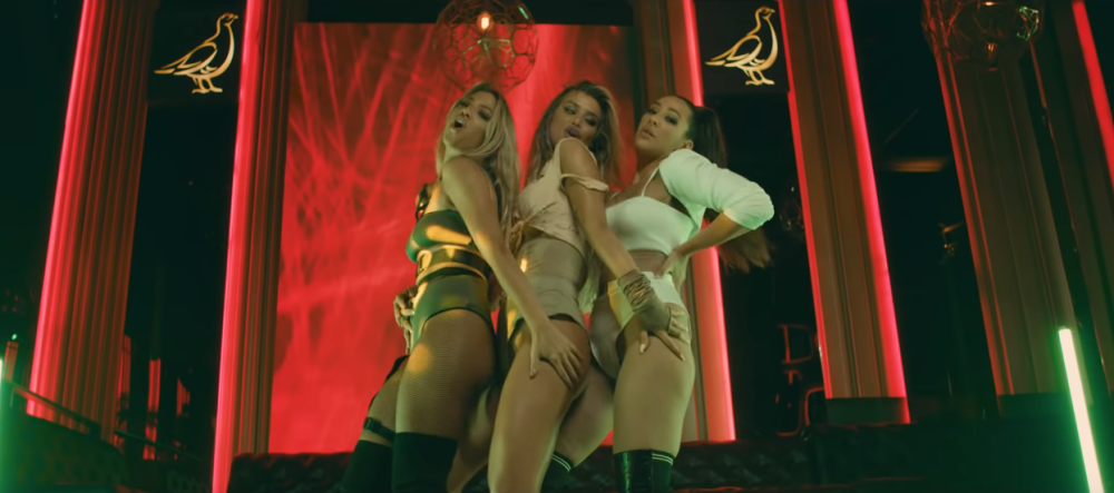 Poznata pevačica želi da odvede Editu Aradinović u krevet! (VIDEO)