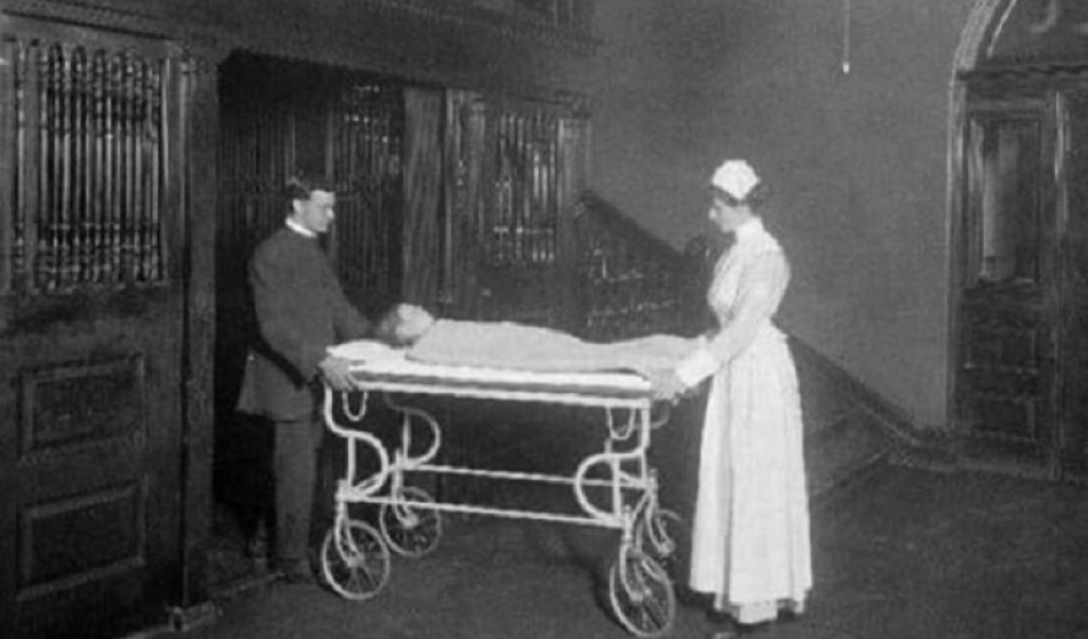 Na ovoj slici zabeležen je najneverovatniji trenutak u istoriji medicine!