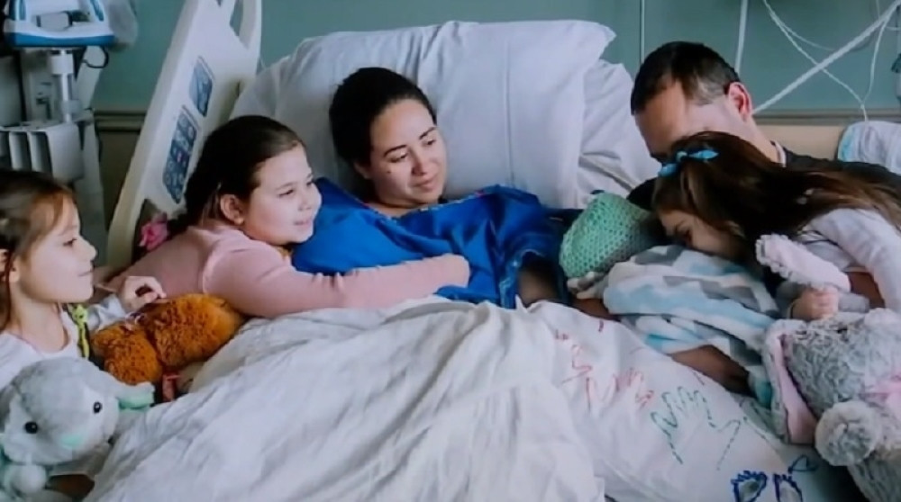 Odlučila da se bori za sina! Kada ga je rodila lekari su starijoj deci rekli najgoru moguću vest, a onda se desilo čudo (FOTO)