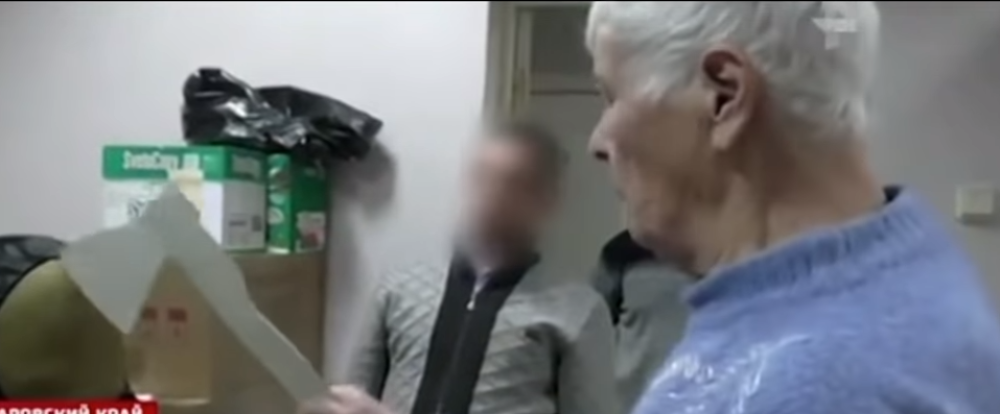 Klala ljude, pa kuvala njihovo meso i davala deci! Sad je drže u kavezu (VIDEO)