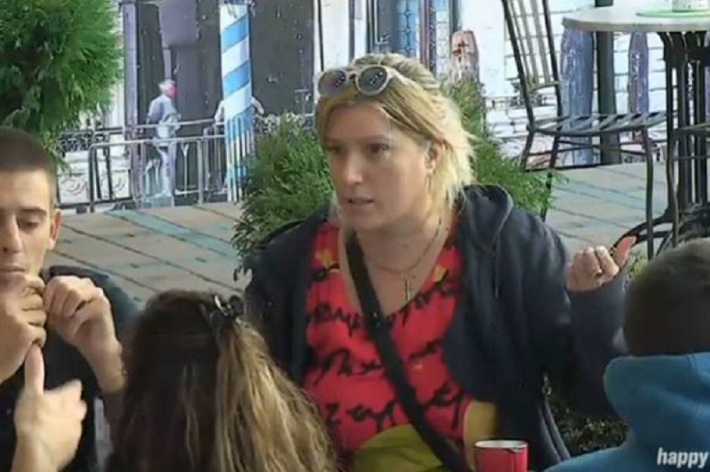 Voditeljka Parova prekinula uživo emisiju! Jelena Golubović ne prestaje, napravila karamobl!