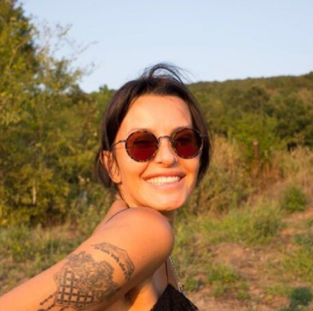 Elena Karić novom slikom zgrozila sve i poručila ovo (FOTO)