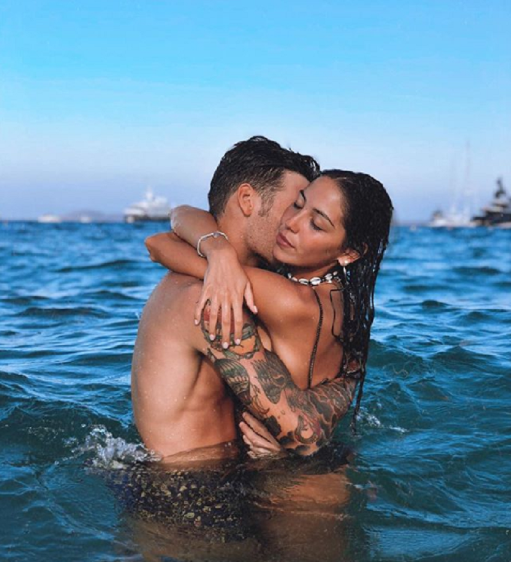 Fudbaler ukrao srce Mihine mezimice, italijanski mediji je osuđuju, pitaju za Sinišino odobrenje! (FOTO)