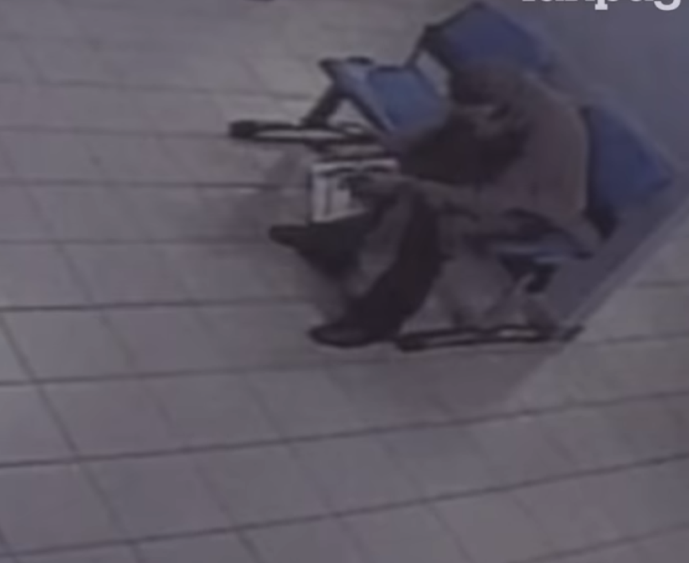 Čekao je 23 sata da ga prime i na kraju umro nasred bolnice! Kamere sve snimile! (UZNEMIRUJUĆI VIDEO)