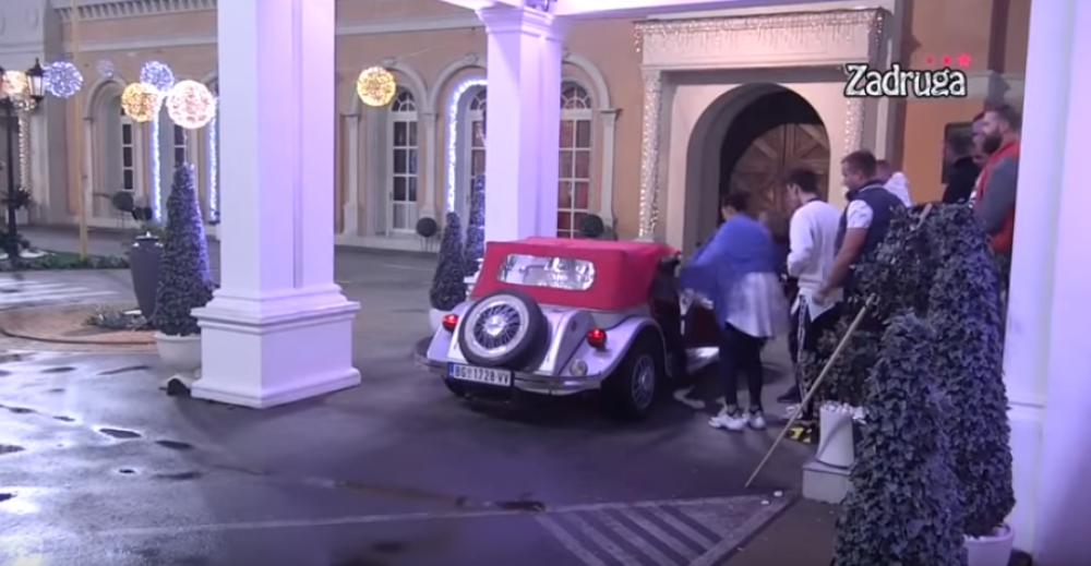 Njih dve su sinoć ušle u Zadrugu 3! Kada ih je Miljana ugledala, odmah napala Zolu!