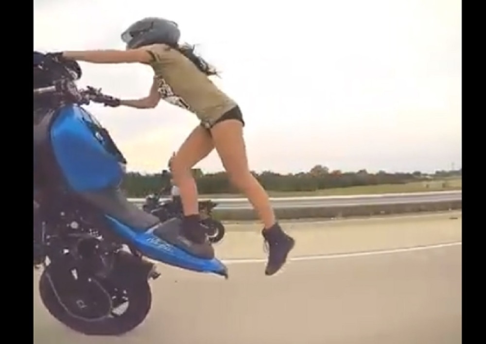 Sekund kasnije sevnule su varnice! Odakle joj ideja da ovo učini?! (VIDEO)