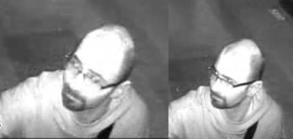 Ako vidite ovog čoveka, odmah pozovite 066 88 92 100! Hitno je!